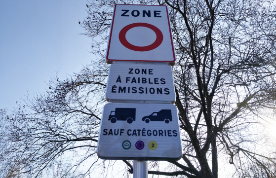 Près de 80% des Français souhaitent la suspension des Zones à Faibles Émissions (ZFE), selon un sondage