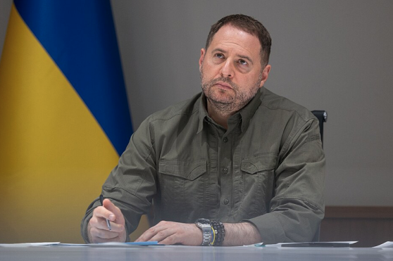 Le chef de cabinet de Zelensky démissionne après une perquisition de son domicile par l’agence anticorruption ukrainienne