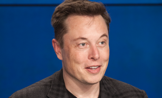 « Joyeuses fêtes » contre « joyeux Noël » : le tacle d’Elon Musk à Air France