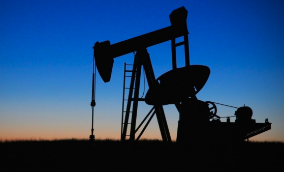 L’Agence internationale de l’énergie (AIE) envisage un recours historique aux réserves de pétrole face à la flambée des prix liée à la guerre au Moyen-Orient