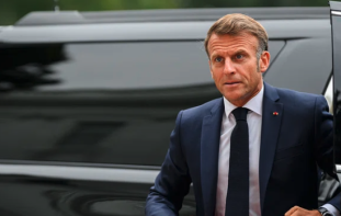 71 % des Français déclarent ne pas faire confiance à Emmanuel Macron pour faire face efficacement aux problèmes du pays,  selon un sondage
